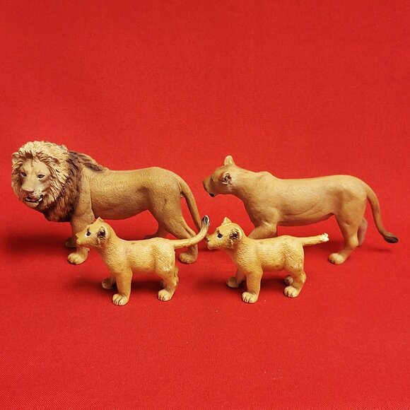 Set of Schleich Lion Figurines Lion Lioness Two Lion Cubs Wild Life Collection - Picture 11 of 12